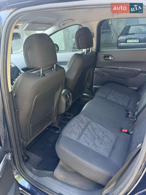 Позашляховик / Кросовер Peugeot 3008 2010 в Городенці
