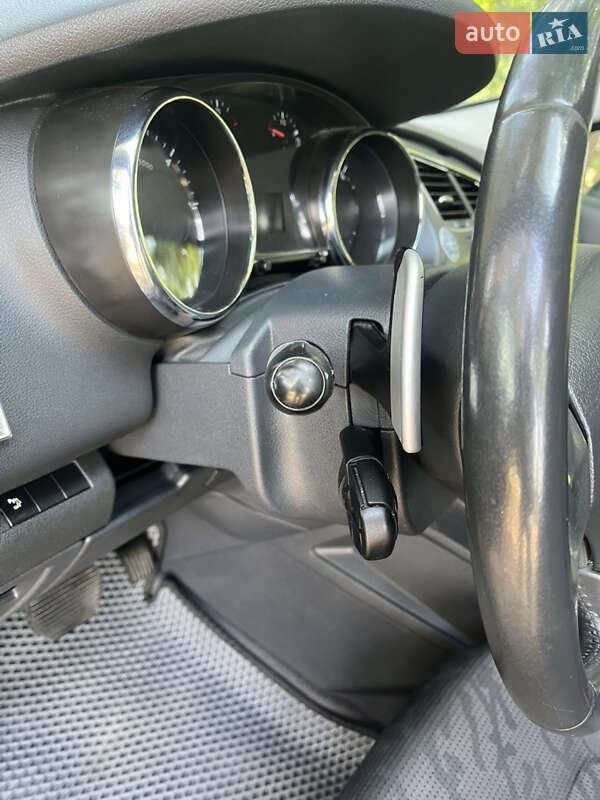 Внедорожник / Кроссовер Peugeot 3008 2012 в Ровно