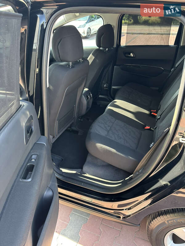 Позашляховик / Кросовер Peugeot 3008 2011 в Рава-Руській