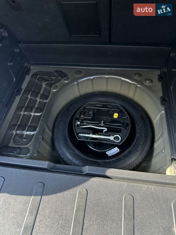 Позашляховик / Кросовер Peugeot 3008 2011 в Рава-Руській