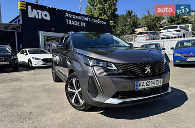 Внедорожник / Кроссовер Peugeot 3008 2021 в Киеве