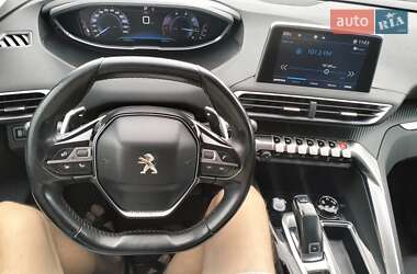 Внедорожник / Кроссовер Peugeot 3008 2017 в 