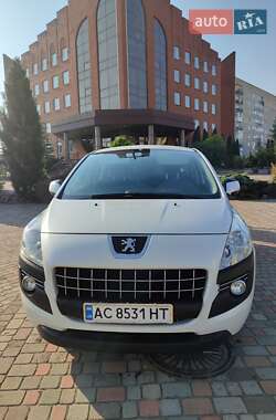 Внедорожник / Кроссовер Peugeot 3008 2010 в Нововолынске