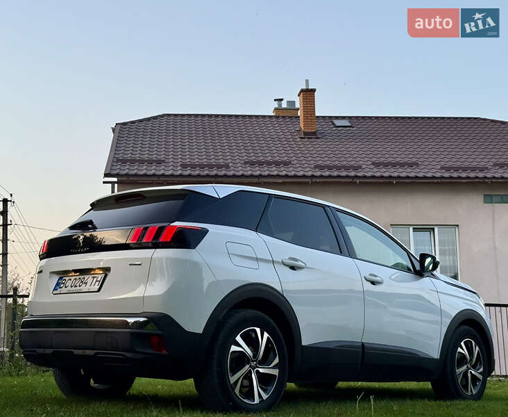 Позашляховик / Кросовер Peugeot 3008 2017 в Львові