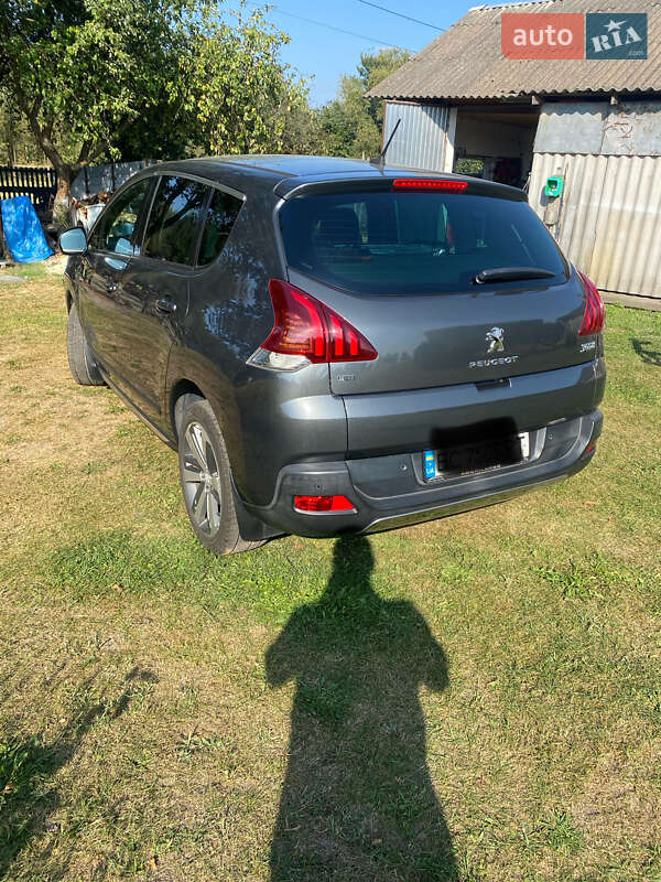 Позашляховик / Кросовер Peugeot 3008 2015 в Жовкві
