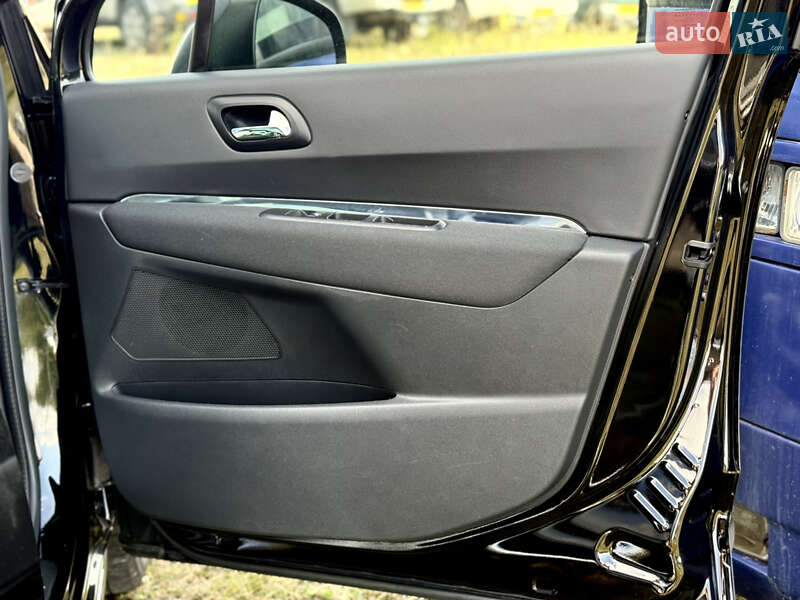 Внедорожник / Кроссовер Peugeot 3008 2013 в Львове фото 32 Внедорожник / Кроссовер Peugeot 3008 2013 в Львове