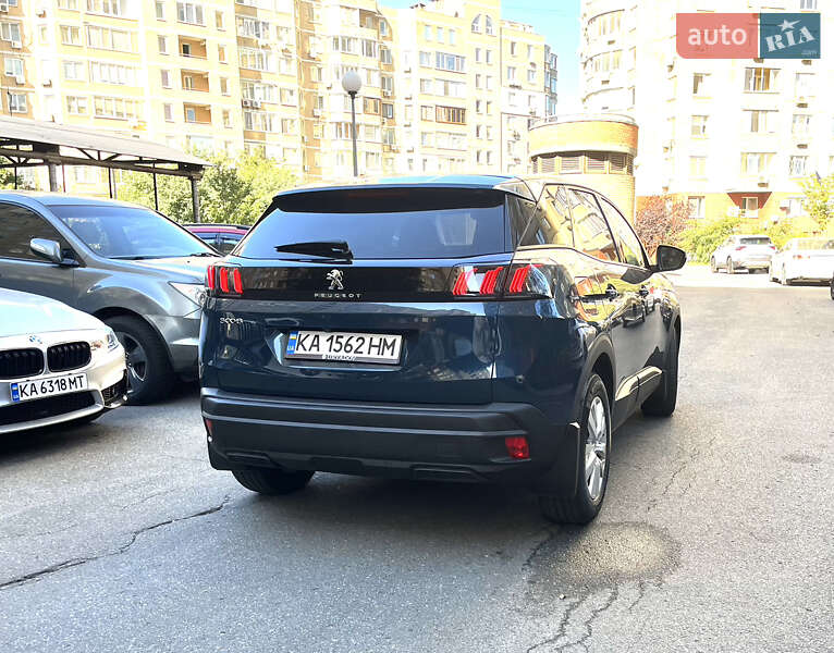 Внедорожник / Кроссовер Peugeot 3008 2021 в Киеве