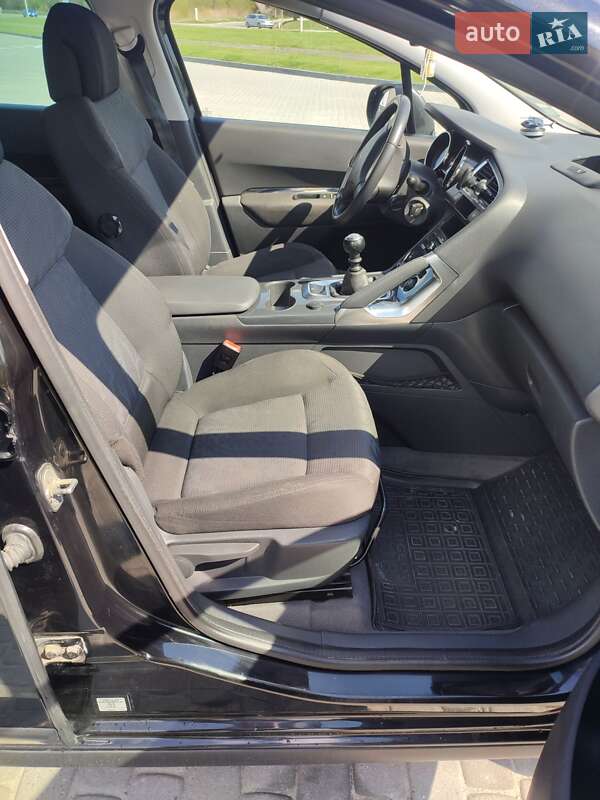 Позашляховик / Кросовер Peugeot 3008 2011 в Львові