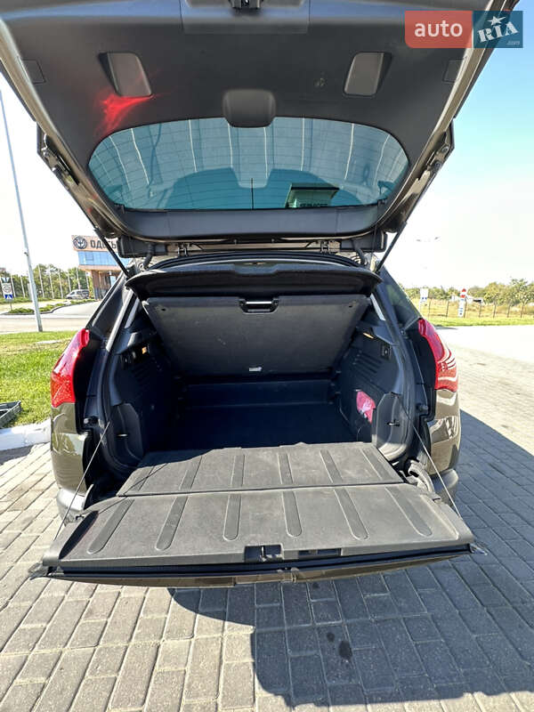 Позашляховик / Кросовер Peugeot 3008 2009 в Одесі