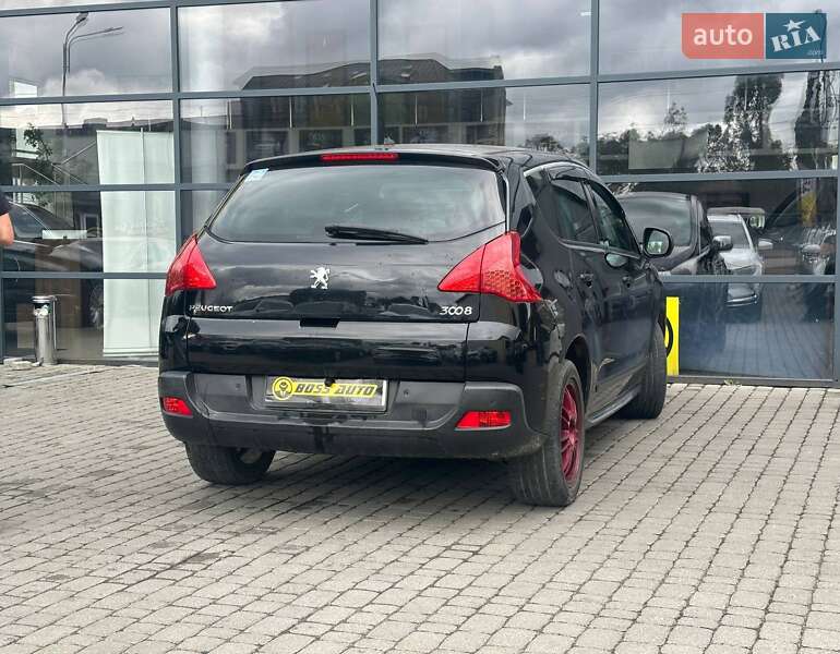 Позашляховик / Кросовер Peugeot 3008 2011 в Івано-Франківську