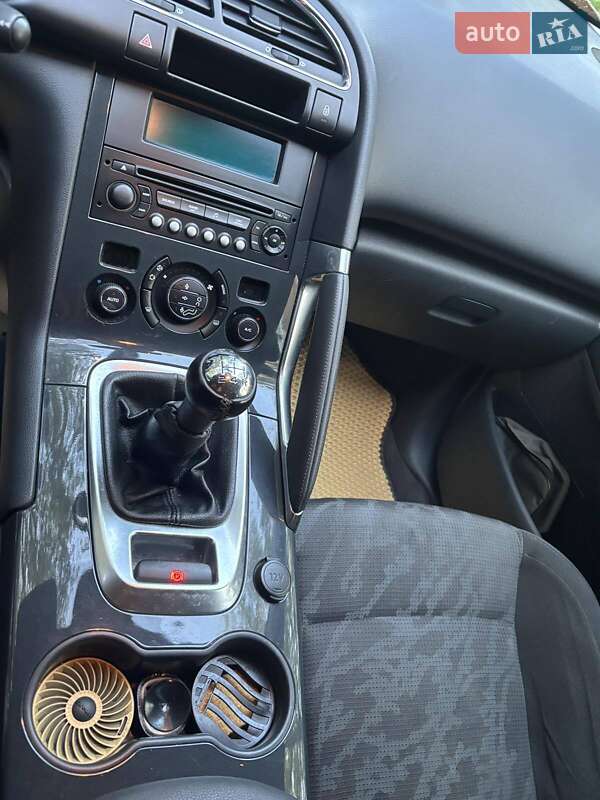 Позашляховик / Кросовер Peugeot 3008 2010 в Старокостянтинові