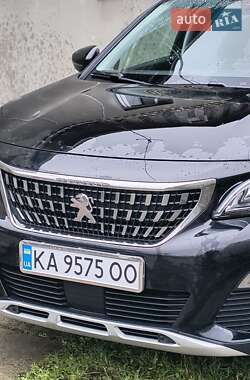 Позашляховик / Кросовер Peugeot 3008 2017 в Острозі