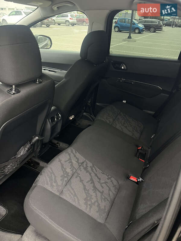 Внедорожник / Кроссовер Peugeot 3008 2011 в Львове