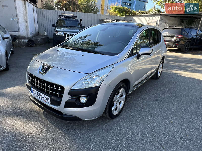 Позашляховик / Кросовер Peugeot 3008 2011 в Києві
