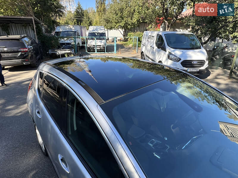 Позашляховик / Кросовер Peugeot 3008 2011 в Києві