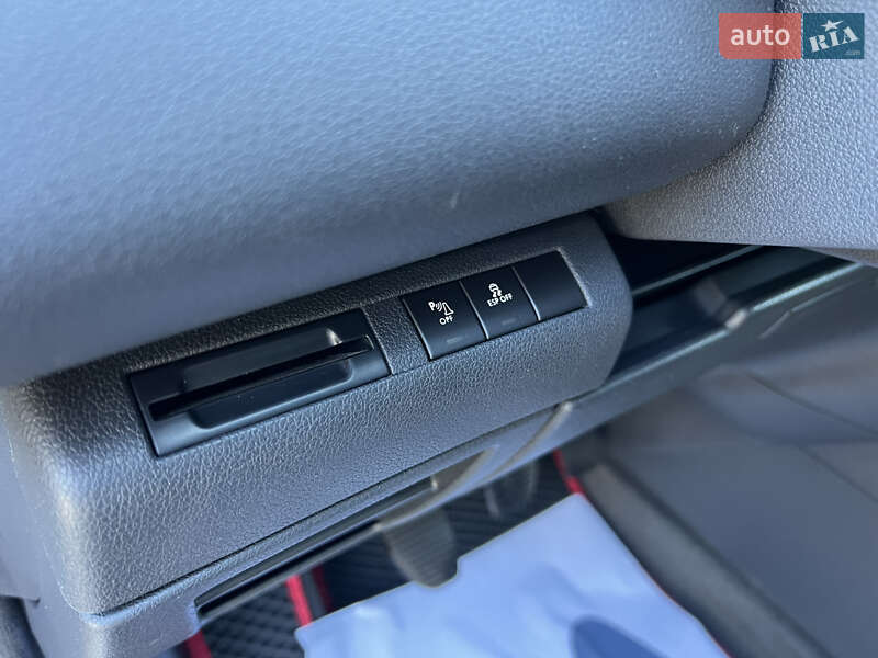 Позашляховик / Кросовер Peugeot 3008 2011 в Києві