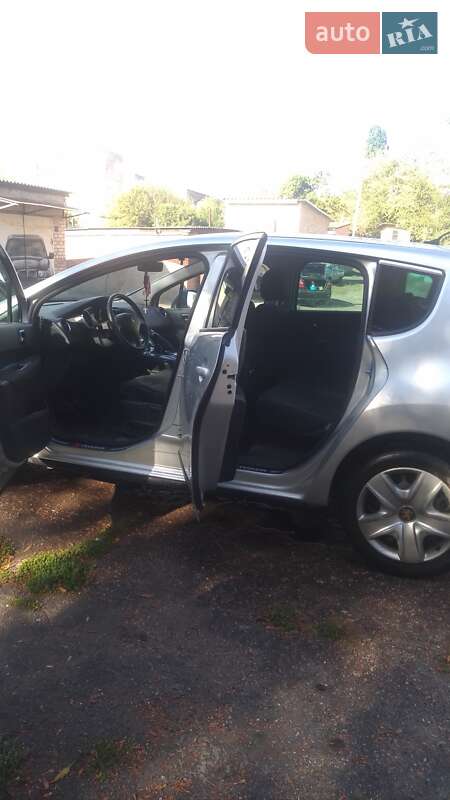 Внедорожник / Кроссовер Peugeot 3008 2011 в Александрие