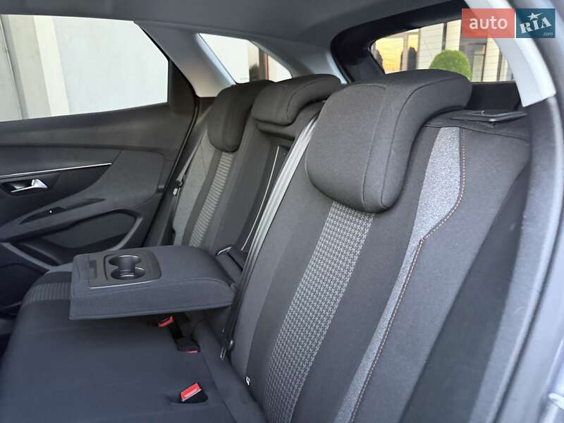 Позашляховик / Кросовер Peugeot 3008 2020 в Стрию