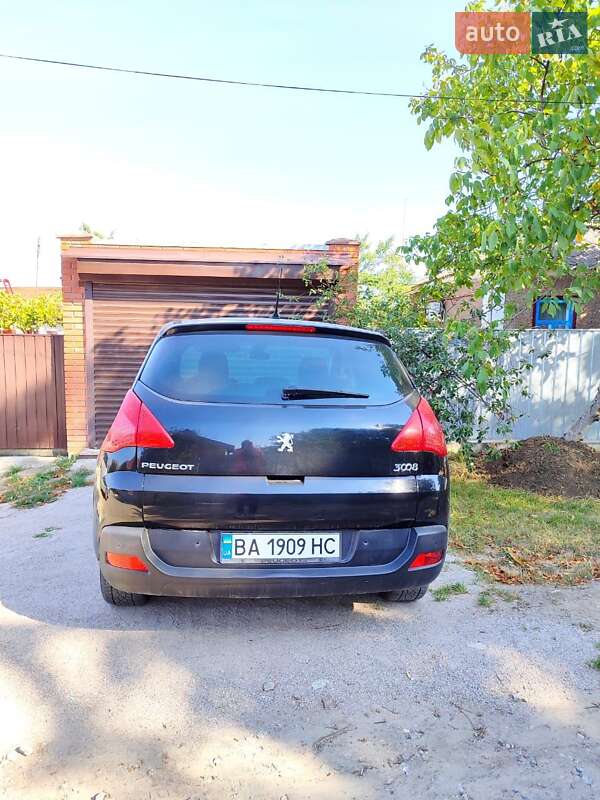 Позашляховик / Кросовер Peugeot 3008 2011 в Кропивницькому