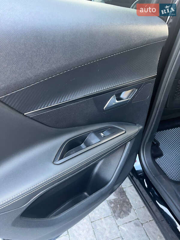 Внедорожник / Кроссовер Peugeot 3008 2019 в Долине фото 30 Внедорожник / Кроссовер Peugeot 3008 2019 в Долине