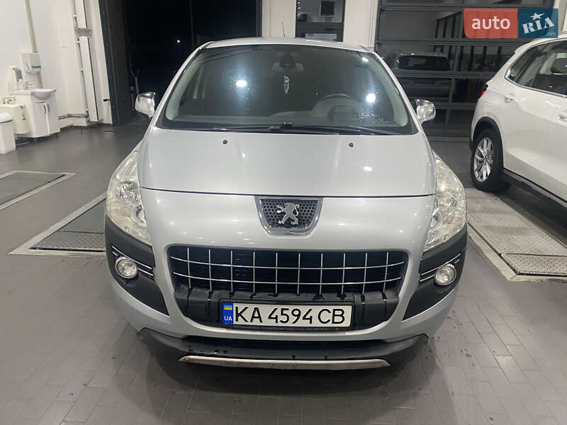 Внедорожник / Кроссовер Peugeot 3008 2011 в Киеве фото 2 Внедорожник / Кроссовер Peugeot 3008 2011 в Киеве