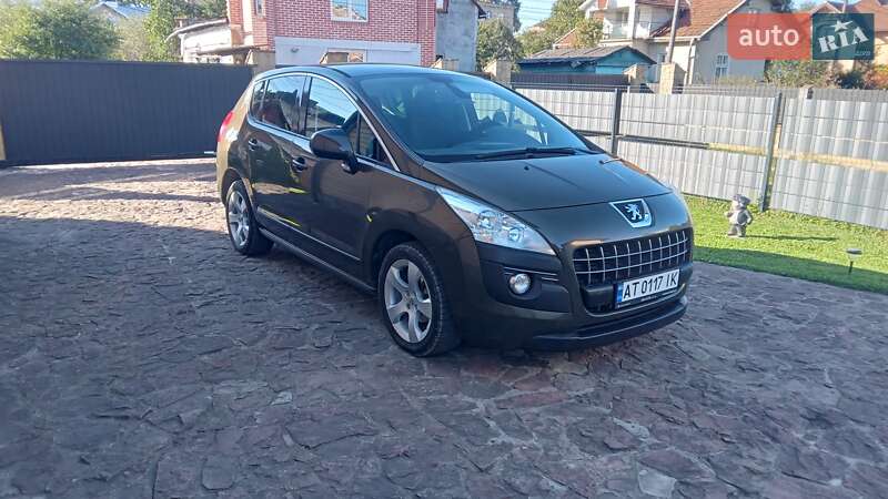 Позашляховик / Кросовер Peugeot 3008 2011 в Коломиї