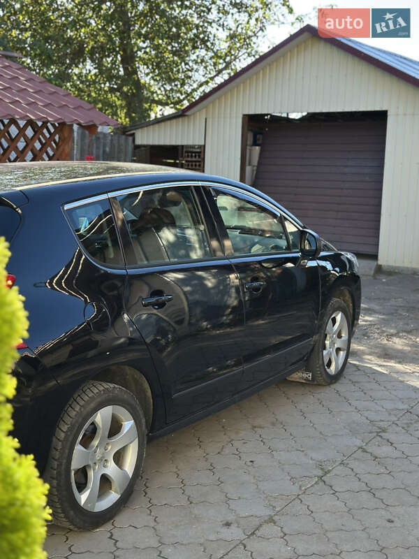 Позашляховик / Кросовер Peugeot 3008 2011 в Хмельницькому