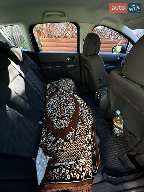 Позашляховик / Кросовер Peugeot 3008 2011 в Хмельницькому