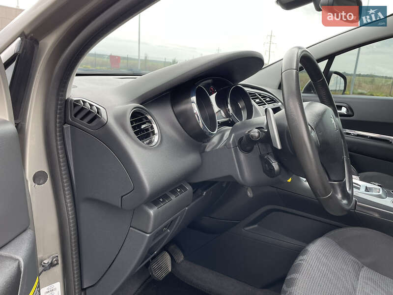 Внедорожник / Кроссовер Peugeot 3008 2011 в Житомире