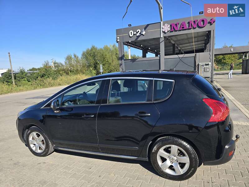 Peugeot 3008 2011