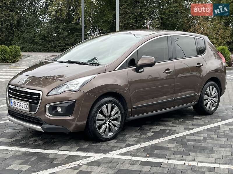 Позашляховик / Кросовер Peugeot 3008 2015 в Хмільнику