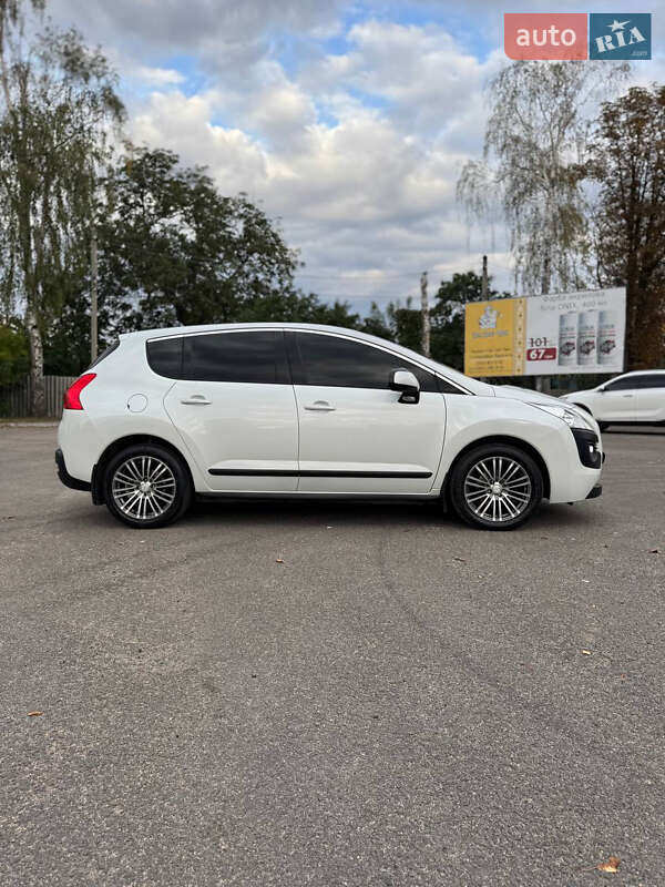 Позашляховик / Кросовер Peugeot 3008 2013 в Первомайську