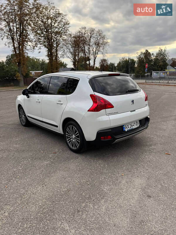 Позашляховик / Кросовер Peugeot 3008 2013 в Первомайську