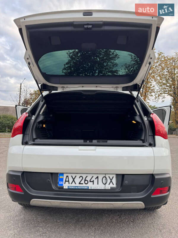 Позашляховик / Кросовер Peugeot 3008 2013 в Первомайську