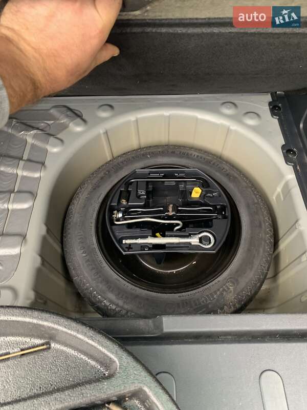 Позашляховик / Кросовер Peugeot 3008 2010 в Чорткові фото 6 Позашляховик / Кросовер Peugeot 3008 2010 в Чорткові