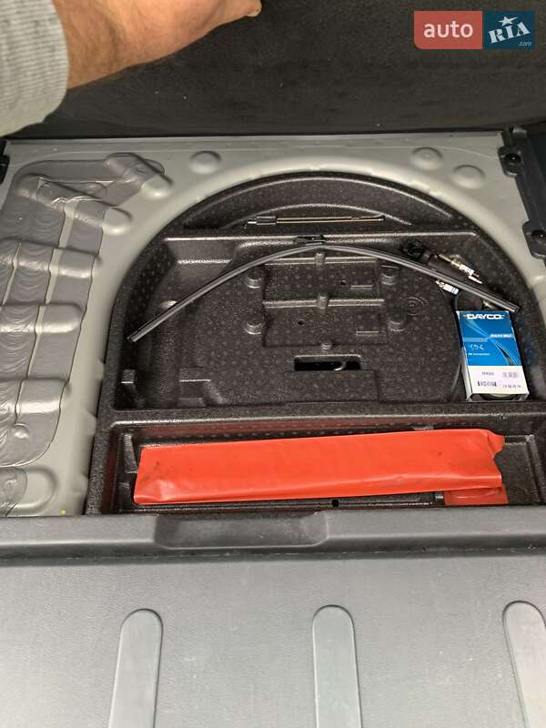 Позашляховик / Кросовер Peugeot 3008 2010 в Чорткові фото 7 Позашляховик / Кросовер Peugeot 3008 2010 в Чорткові