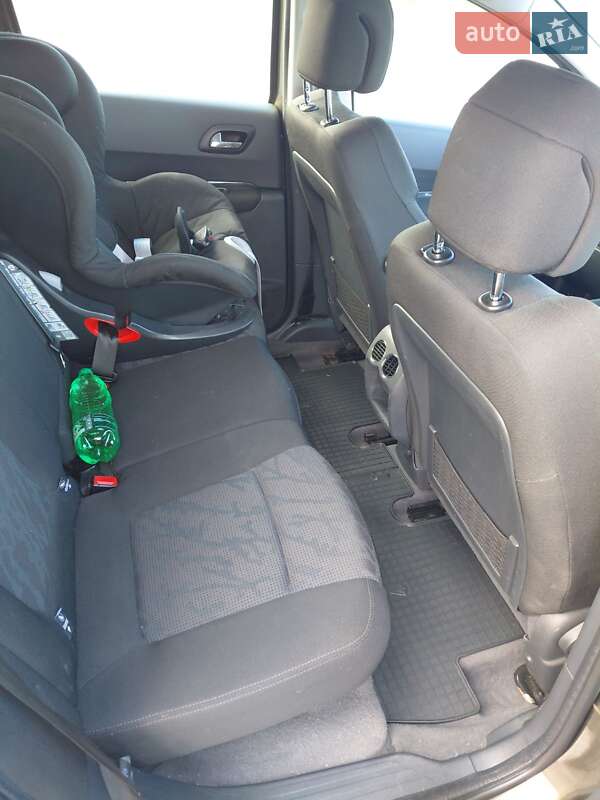 Внедорожник / Кроссовер Peugeot 3008 2010 в Львове