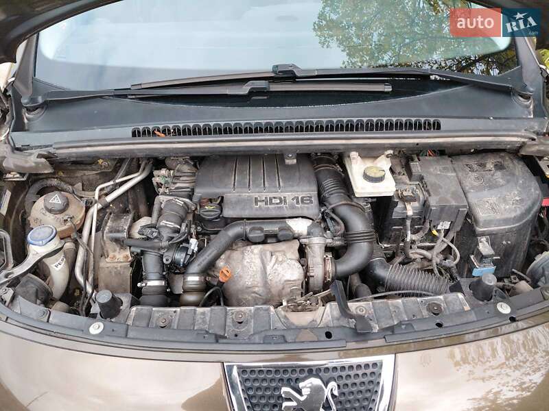 Внедорожник / Кроссовер Peugeot 3008 2010 в Львове