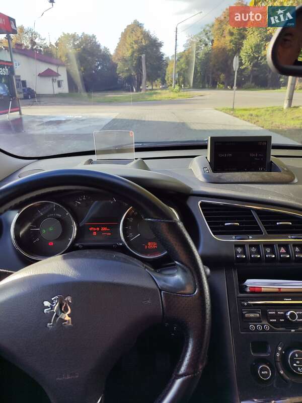 Позашляховик / Кросовер Peugeot 3008 2010 в Стрию