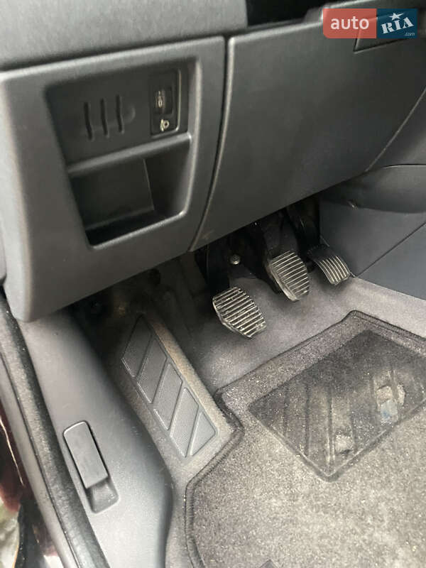 Внедорожник / Кроссовер Peugeot 3008 2011 в Почаеве фото 15 Внедорожник / Кроссовер Peugeot 3008 2011 в Почаеве