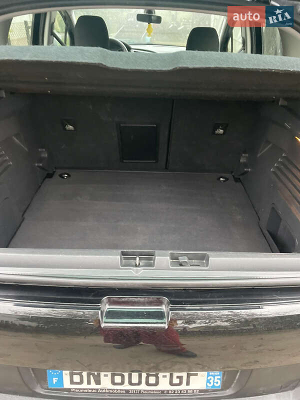 Внедорожник / Кроссовер Peugeot 3008 2011 в Почаеве фото 19 Внедорожник / Кроссовер Peugeot 3008 2011 в Почаеве