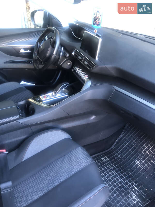 Внедорожник / Кроссовер Peugeot 3008 2020 в Рогатине