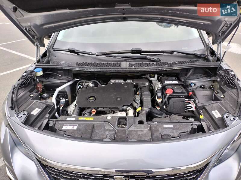 Внедорожник / Кроссовер Peugeot 3008 2020 в Киеве