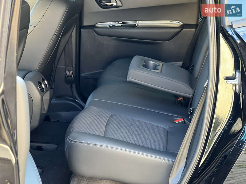 Внедорожник / Кроссовер Peugeot 3008 2015 в Ровно фото 35 Внедорожник / Кроссовер Peugeot 3008 2015 в Ровно