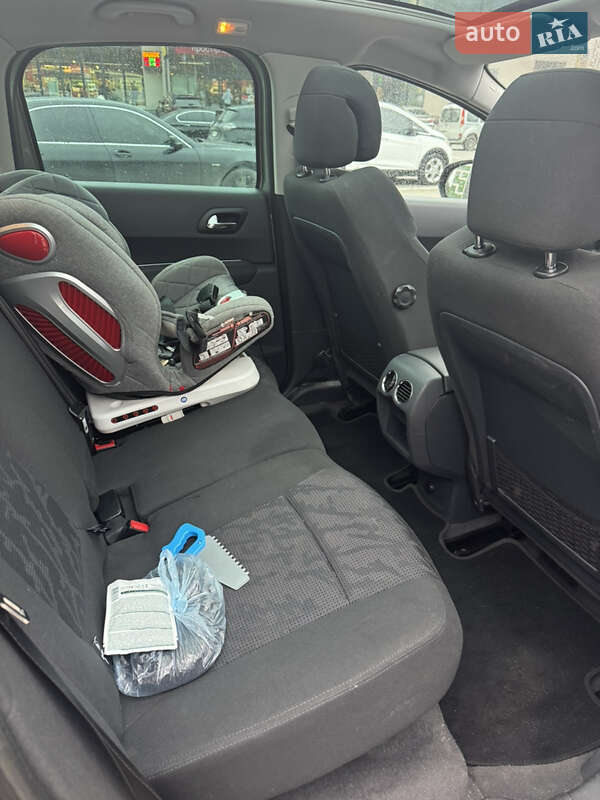 Позашляховик / Кросовер Peugeot 3008 2012 в Тернополі фото 9 Позашляховик / Кросовер Peugeot 3008 2012 в Тернополі
