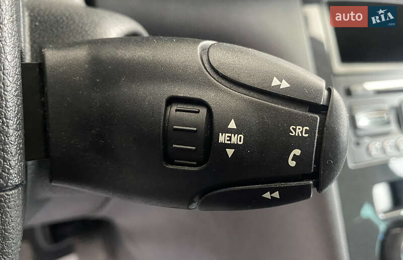 Позашляховик / Кросовер Peugeot 3008 2016 в Львові фото 19 Позашляховик / Кросовер Peugeot 3008 2016 в Львові