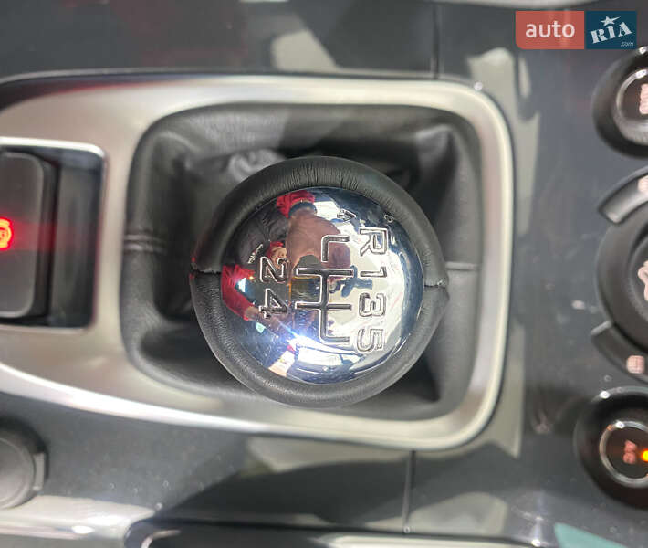 Позашляховик / Кросовер Peugeot 3008 2016 в Львові фото 21 Позашляховик / Кросовер Peugeot 3008 2016 в Львові