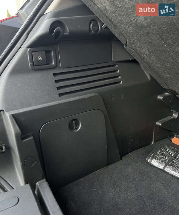 Внедорожник / Кроссовер Peugeot 3008 2016 в Стрые фото 18 Внедорожник / Кроссовер Peugeot 3008 2016 в Стрые