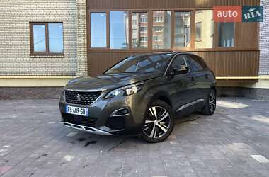 Внедорожник / Кроссовер Peugeot 3008 2020 в 