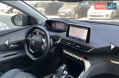 Внедорожник / Кроссовер Peugeot 3008 2020 в 